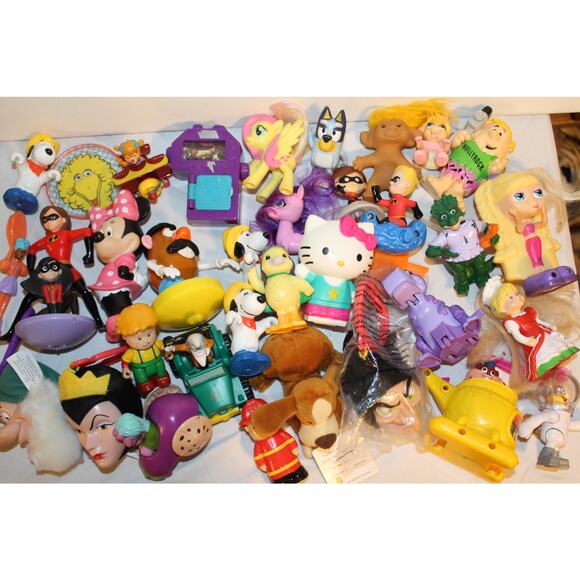 Massive Vintage McDonald Random Toy Lot - Picture 7 of 8